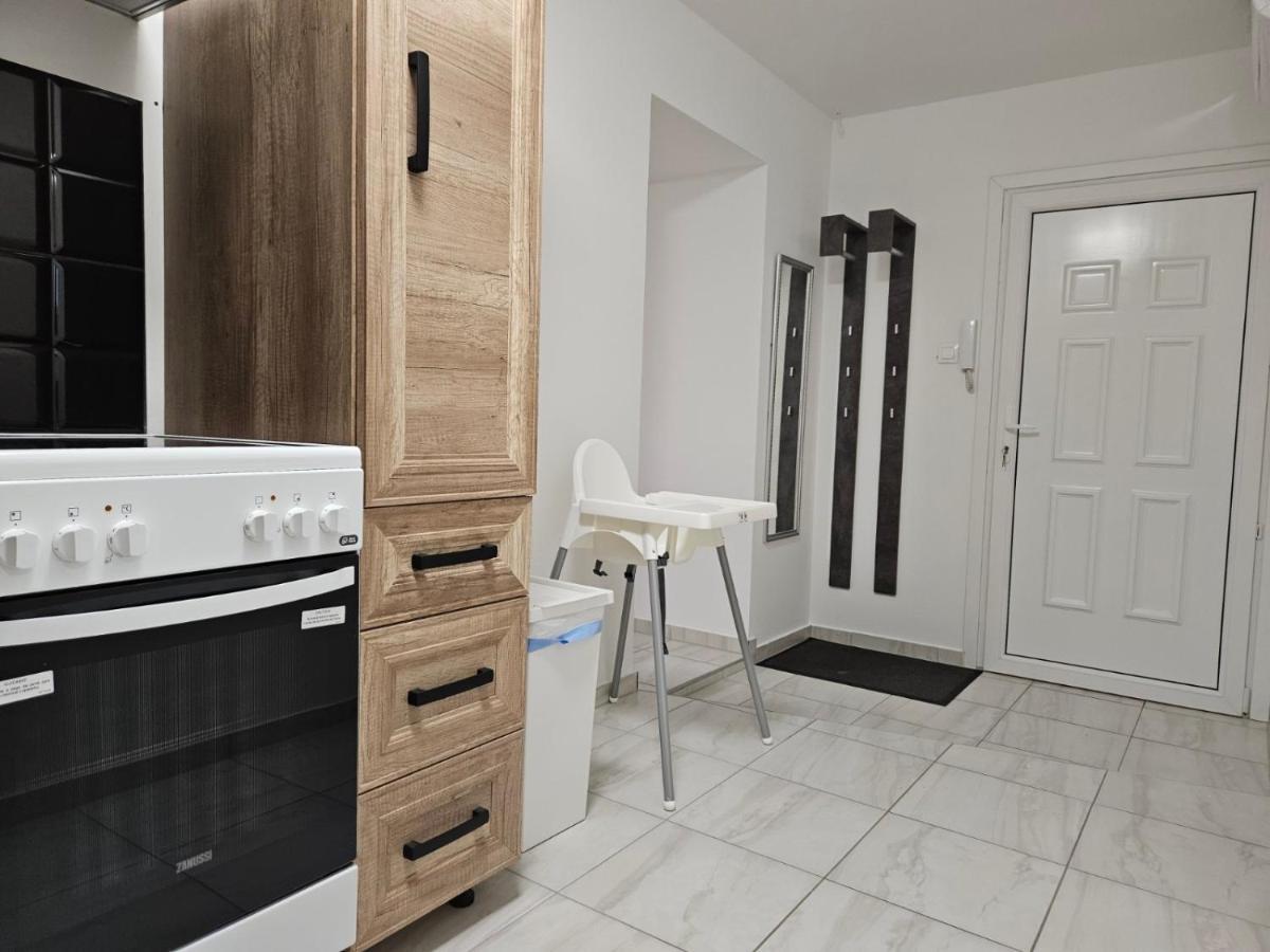 Holiness Apartmanok Szeged Exterior foto