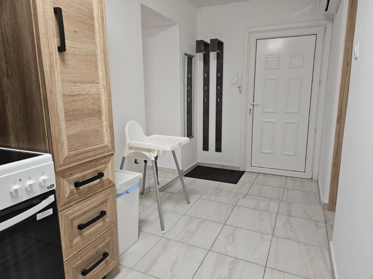 Holiness Apartmanok Szeged Exterior foto